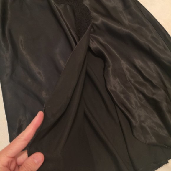 3/$20 short black nightgown - Picture 7 of 10